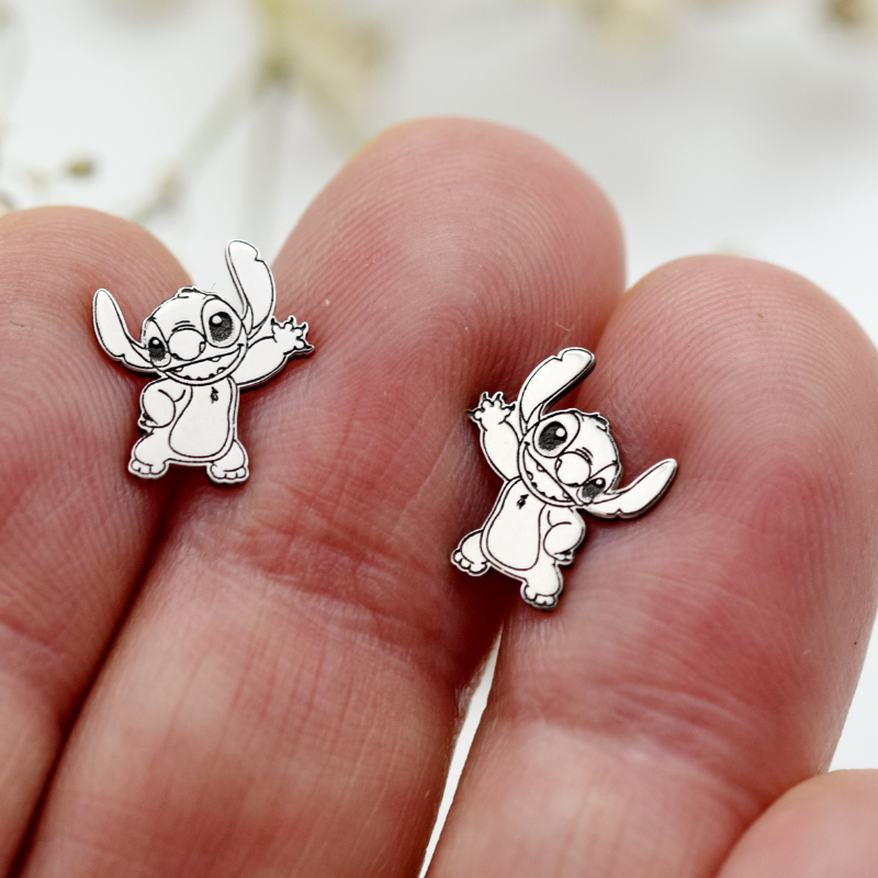 Margeluta.dincristal Cercei Stitch argint 925 cu șurub 1 cm