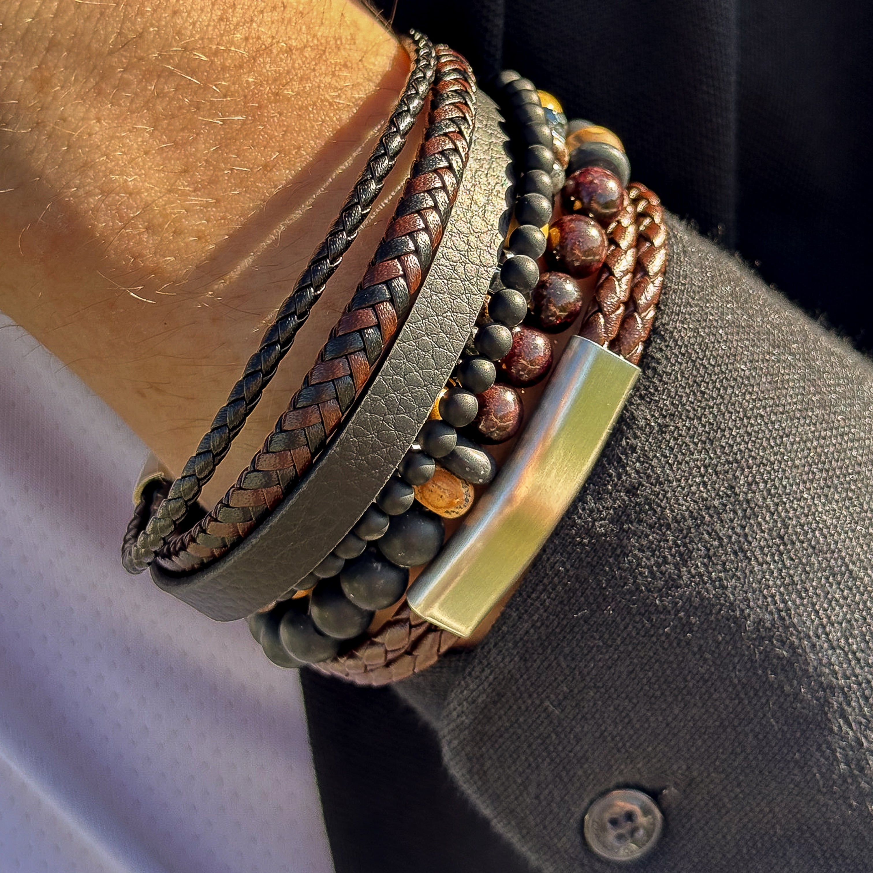 Frank 1967 Multi-Strand brățară piele agat negru