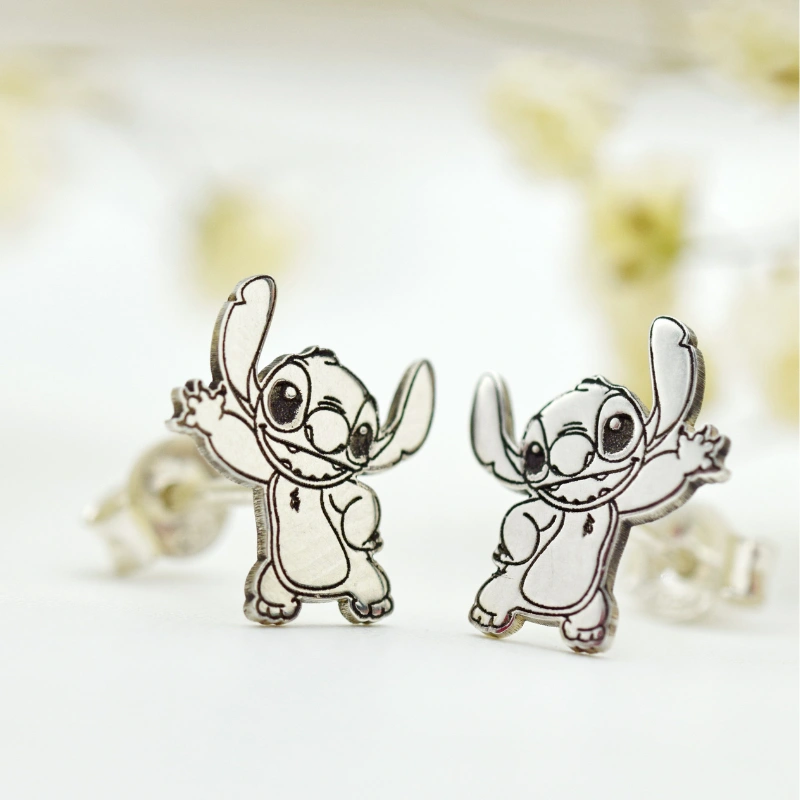 Margeluta.dincristal Cercei Stitch argint 925 cu șurub 1 cm