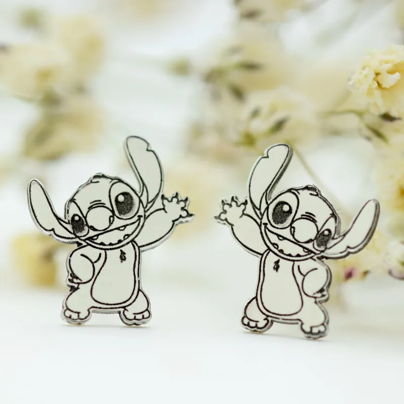 Margeluta.dincristal Cercei Stitch argint 925 cu șurub 1 cm