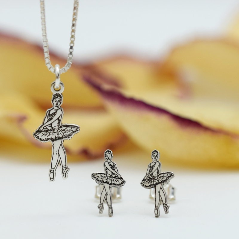 Margeluta.dincristal Balerina set lantisor si cercei argint