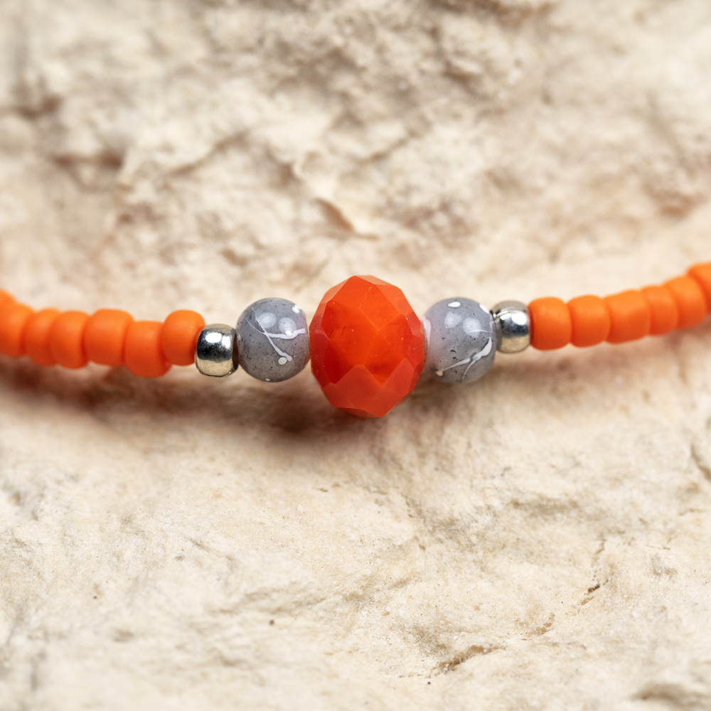 CrisFeather Sely choker margele portocaliu-gri