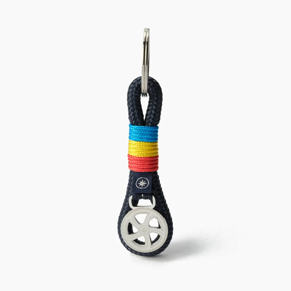 Old Skipper Black Sea breloc cârmă tricolor din șnur