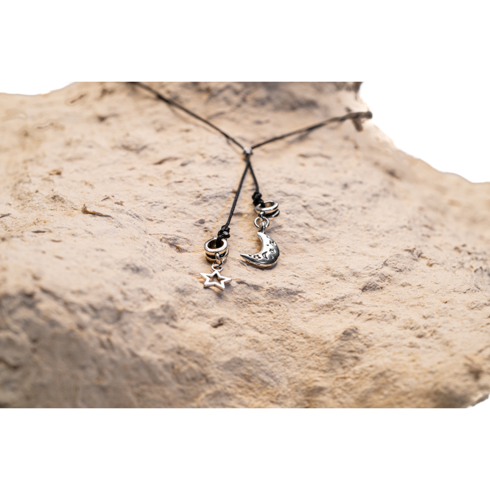 CrisFeather MoonStar choker negru cu stea și semilună