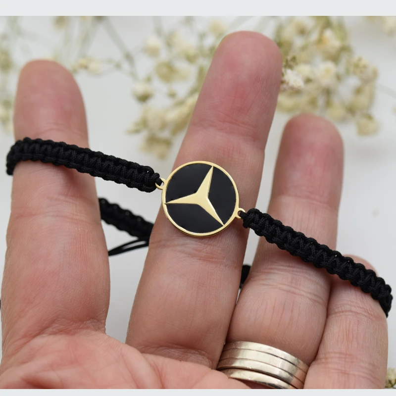 Margeluta.dincristal Mercedes bratara argint 925 placat aur